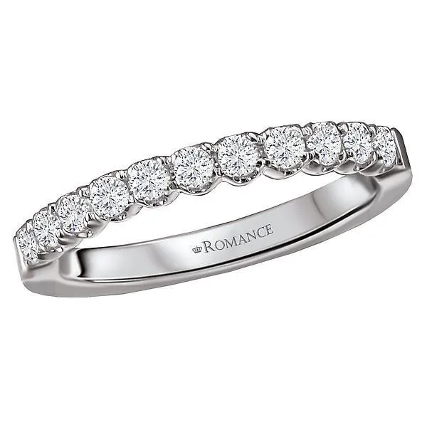 14kt Solitaire with Side Diamonds