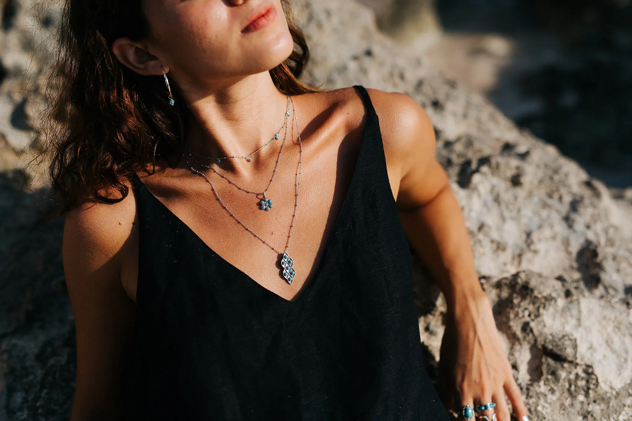 18K Gold Iris Necklace - Mother Of Pearl