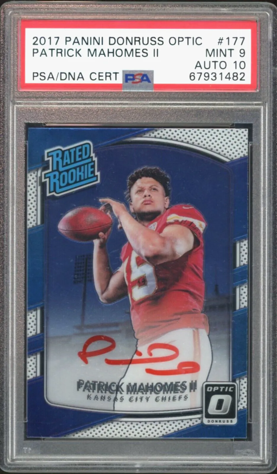 2017 Donruss Optic Rated Rookie Patrick Mahomes RC Red Ink PSA 9/10 Auto