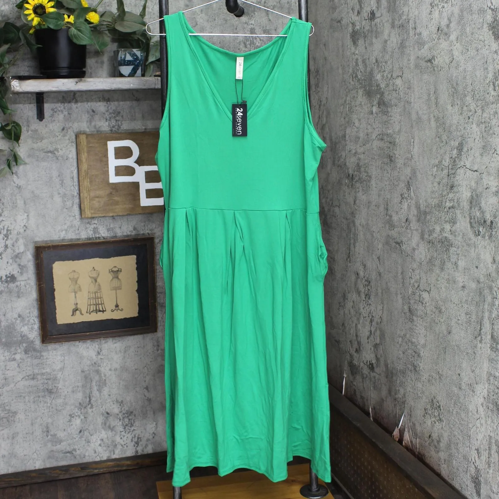 24seven Comfort Apparel Plus Size Midi Fit and Flare Pocket Dress P0206181