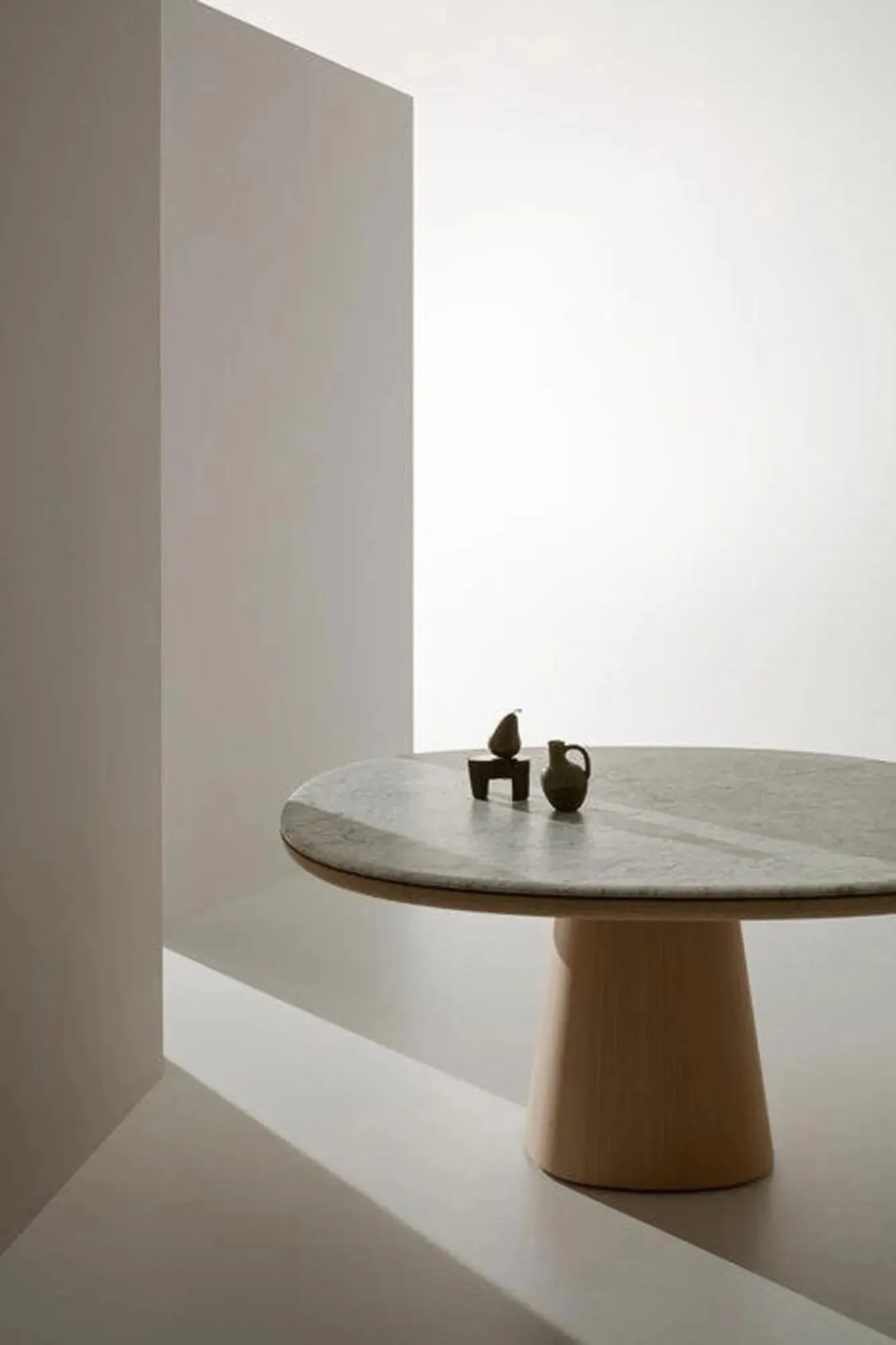 Allure O' - Dining Table