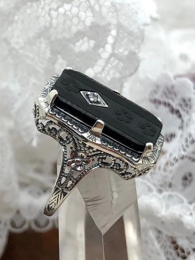 Black Camphor Glass Ring, 1915 Vintage style, Edwardian Jewelry #D232