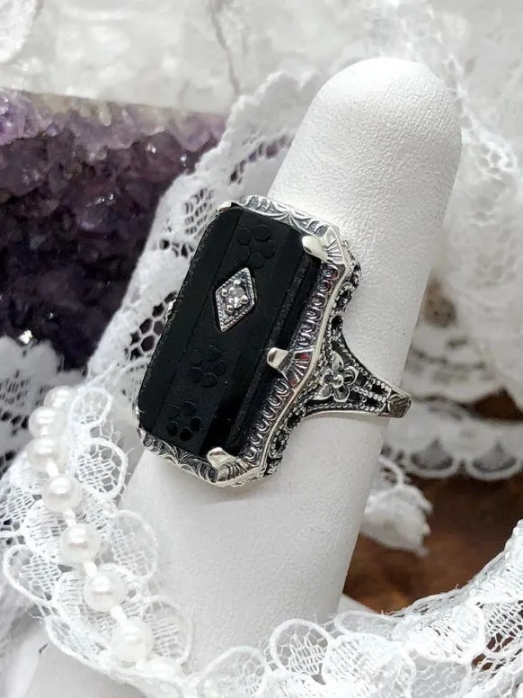 Black Camphor Glass Ring, 1915 Vintage style, Edwardian Jewelry #D232