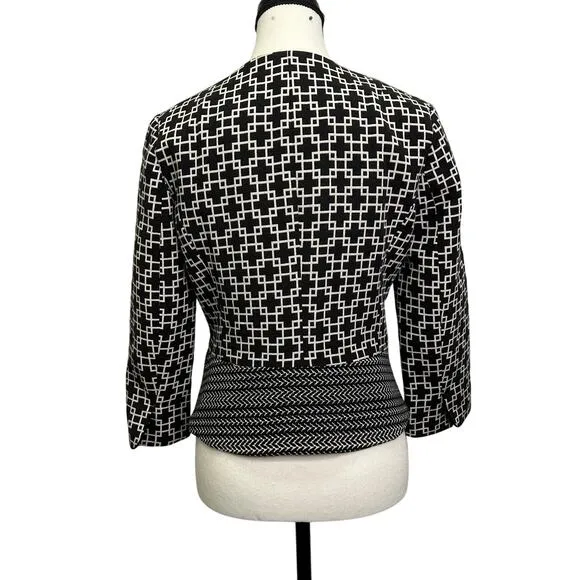 BLACK Saks Fifth Avenue Geometric Print Jacket - Size 4