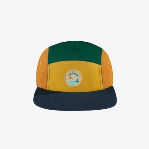 Casquette verte et jaune à visière plate, bébé || Green and yellow cap with flat visor, baby