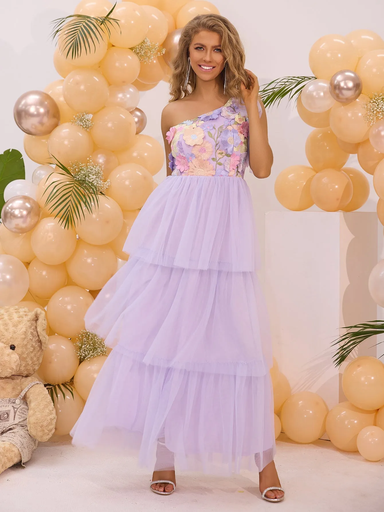 Elegant One-Shoulder Embroidered Long Dress for Stunning Summer Parties