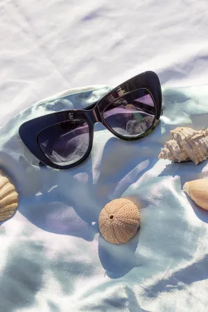 Exaggerated Chunky Cat Eye Sunglasses