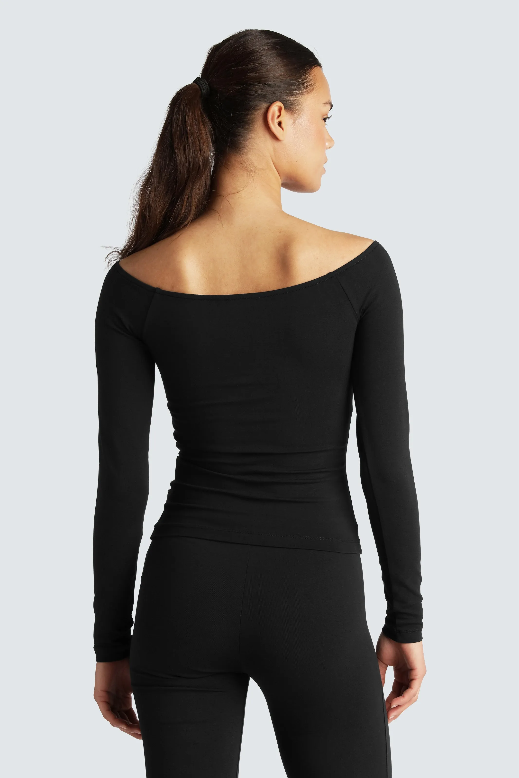 FLEEK1 OFF-SHOULDER LONG SLEEVE