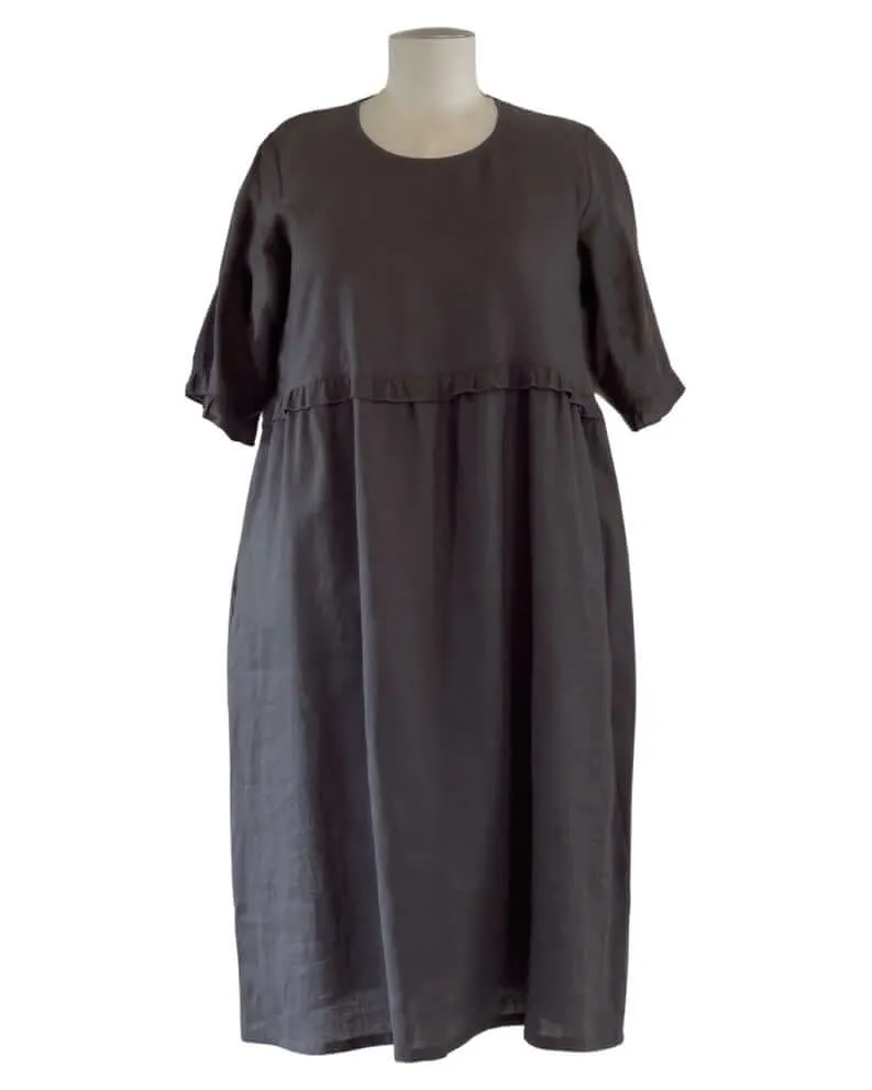 FRILLING & ABLE DRESS - Charcoal