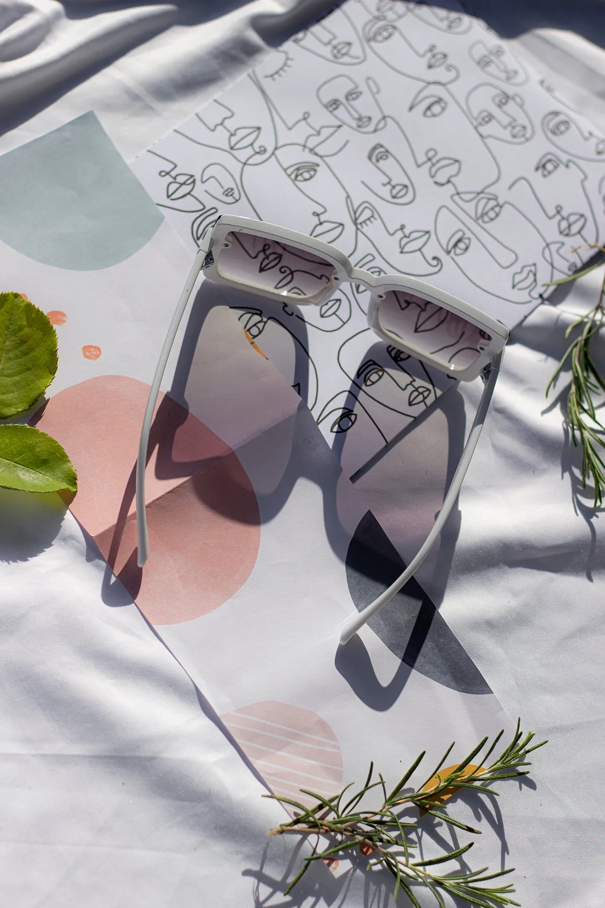 Front Lens Rectangle Thick Frame Sunglasses