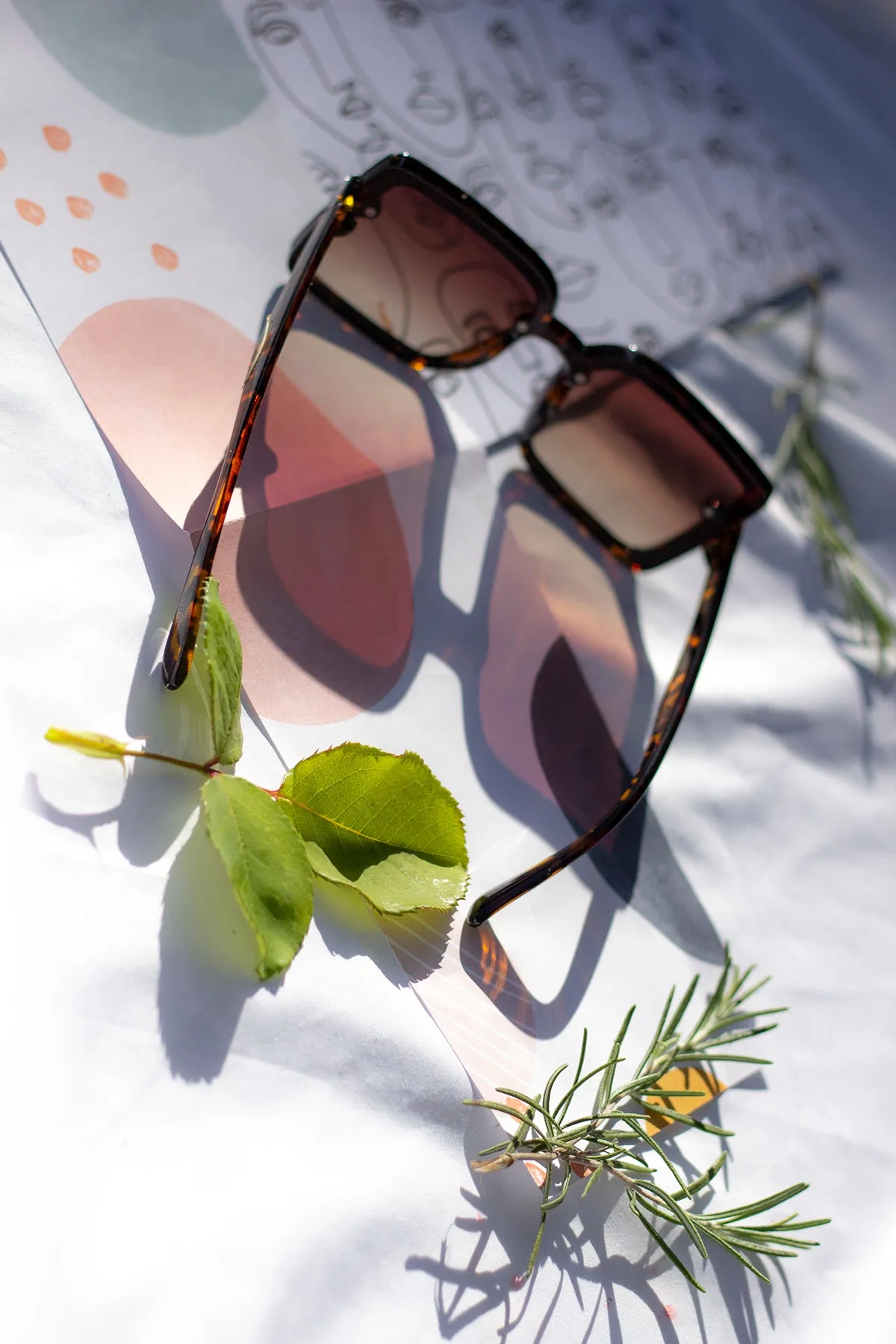 Front Lens Rectangle Thick Frame Sunglasses