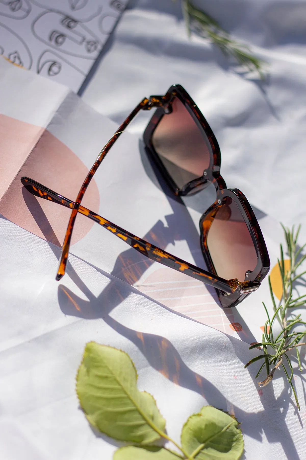 Front Lens Rectangle Thick Frame Sunglasses