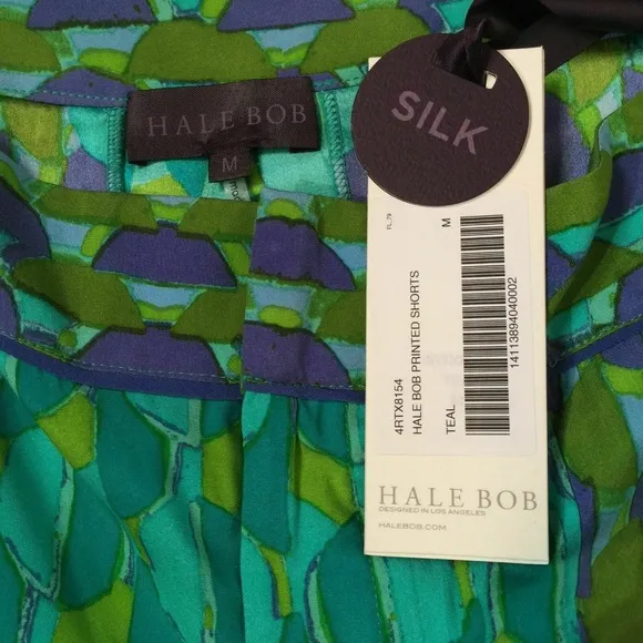 HALE BOB Teal Geo Print Shorts 31&quot; Pleated Front Detail