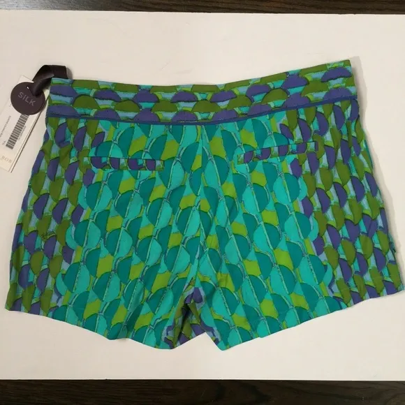 HALE BOB Teal Geo Print Shorts 31&quot; Pleated Front Detail