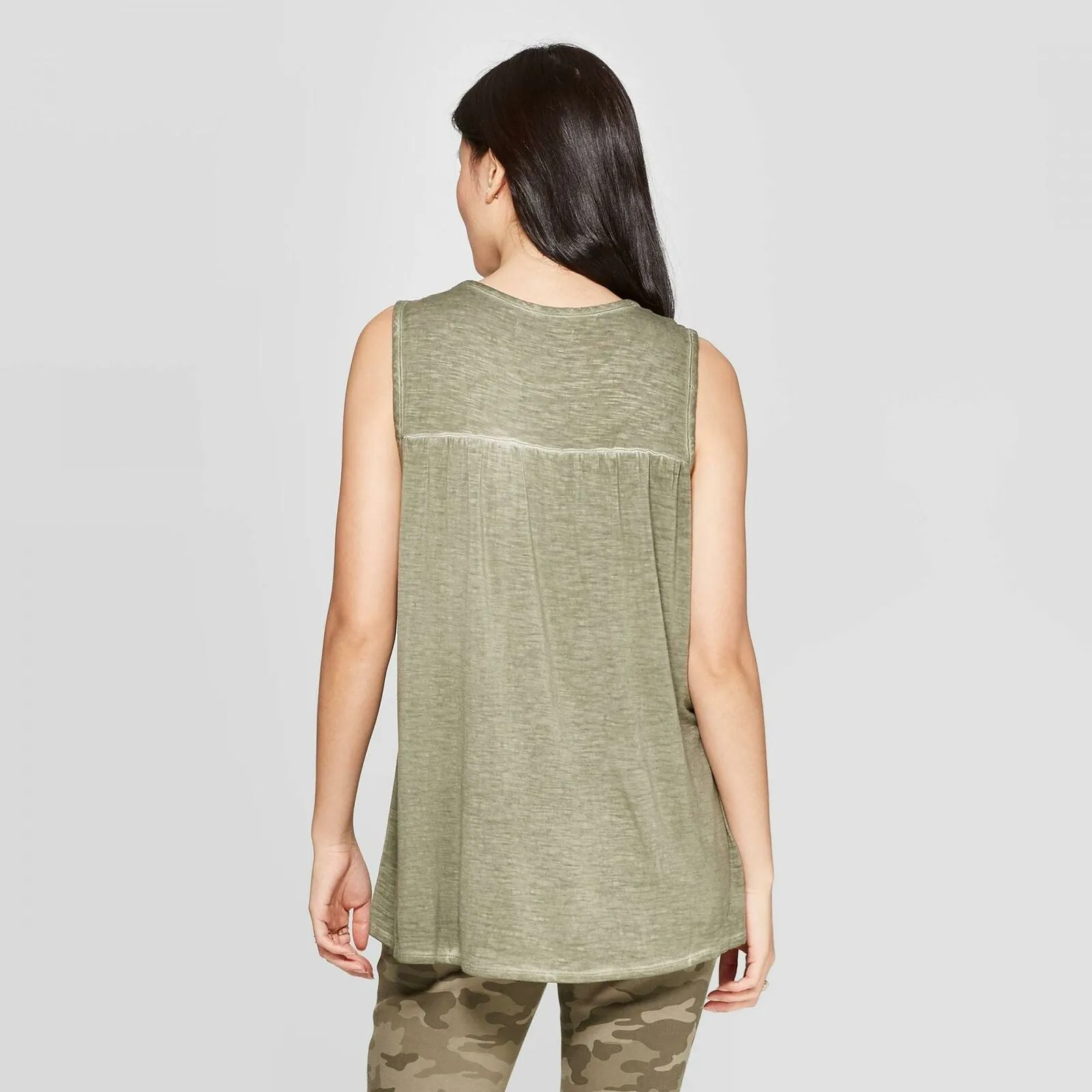 Knox Rose Women's Sleeveless Scoop Neck Tank Top