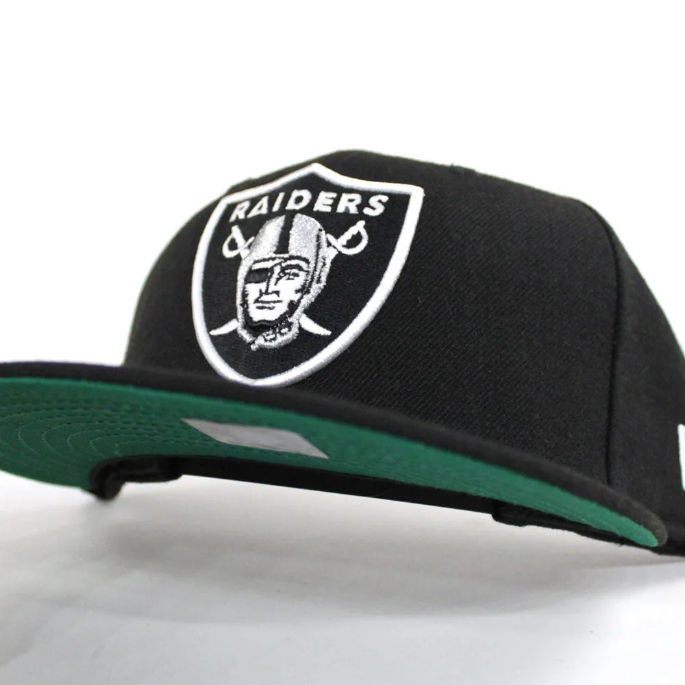 Las Vegas Raiders New Era 9Fifty Snapback Hat (Green Under Brim)