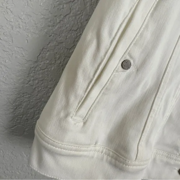 Liverpool Classic Jean Jacket, White S - Stretchy, Casual, Denim, Knit