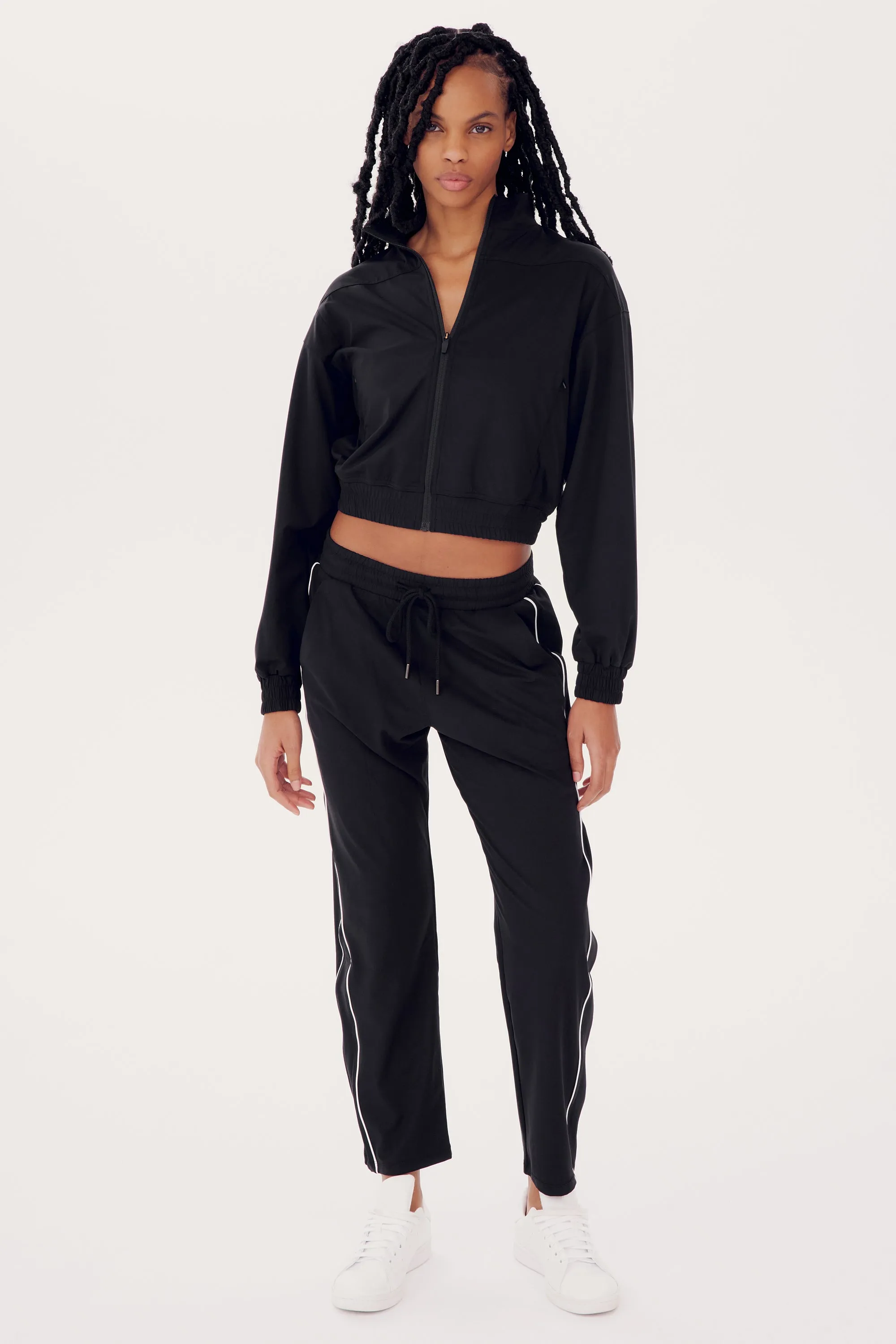 Lucy Rigor Pant W/Piping - Black