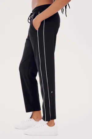 Lucy Rigor Pant W/Piping - Black