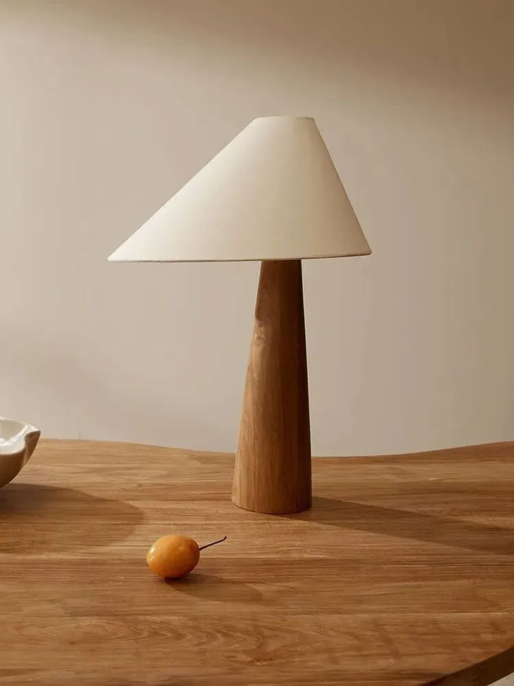 Marlowe lamp