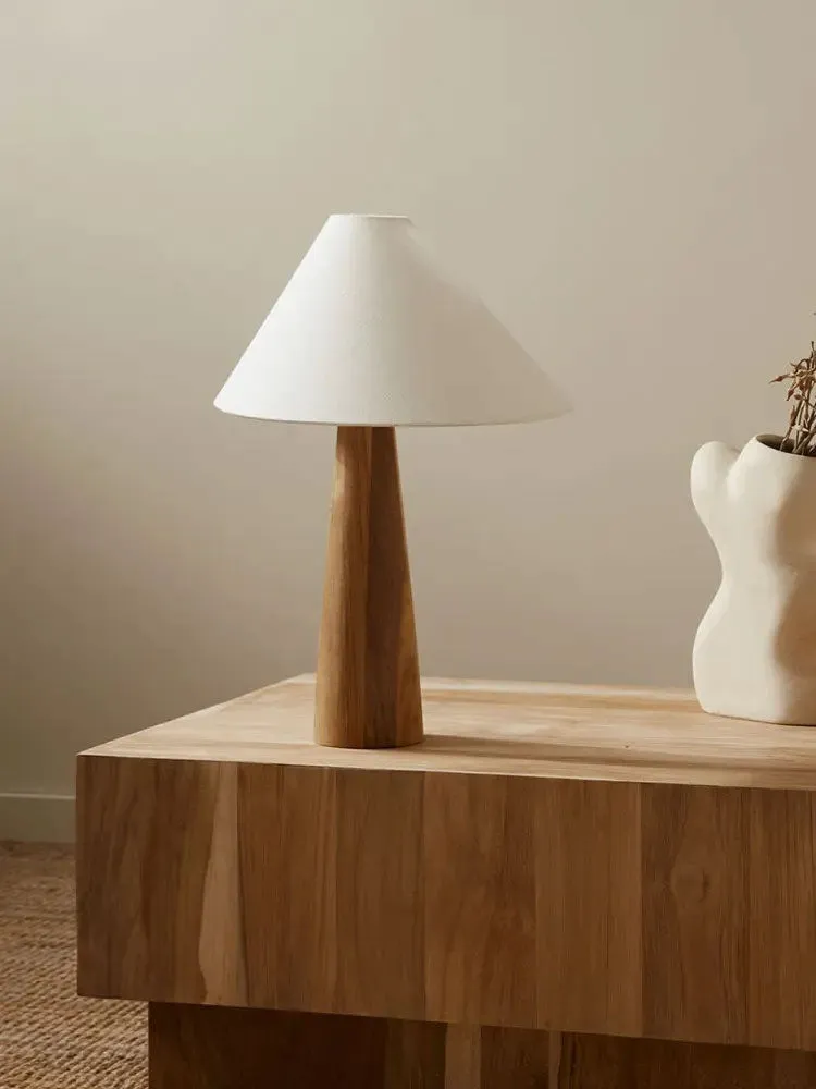 Marlowe lamp