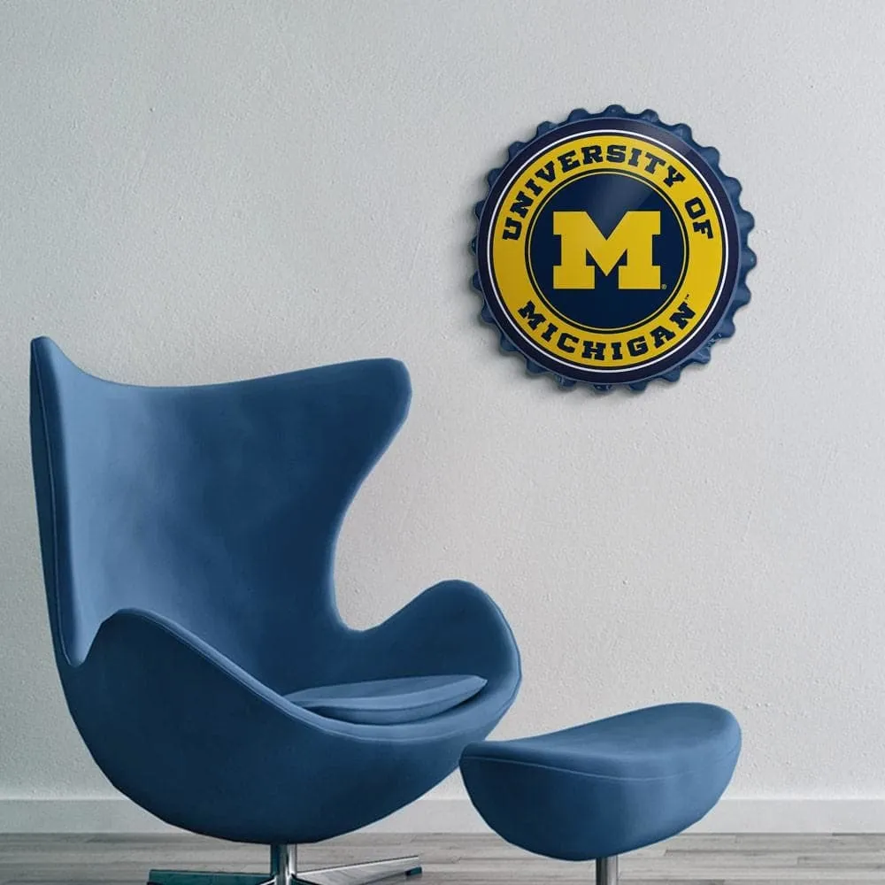 Michigan Wolverines: Round Bottle Cap Wall Sign