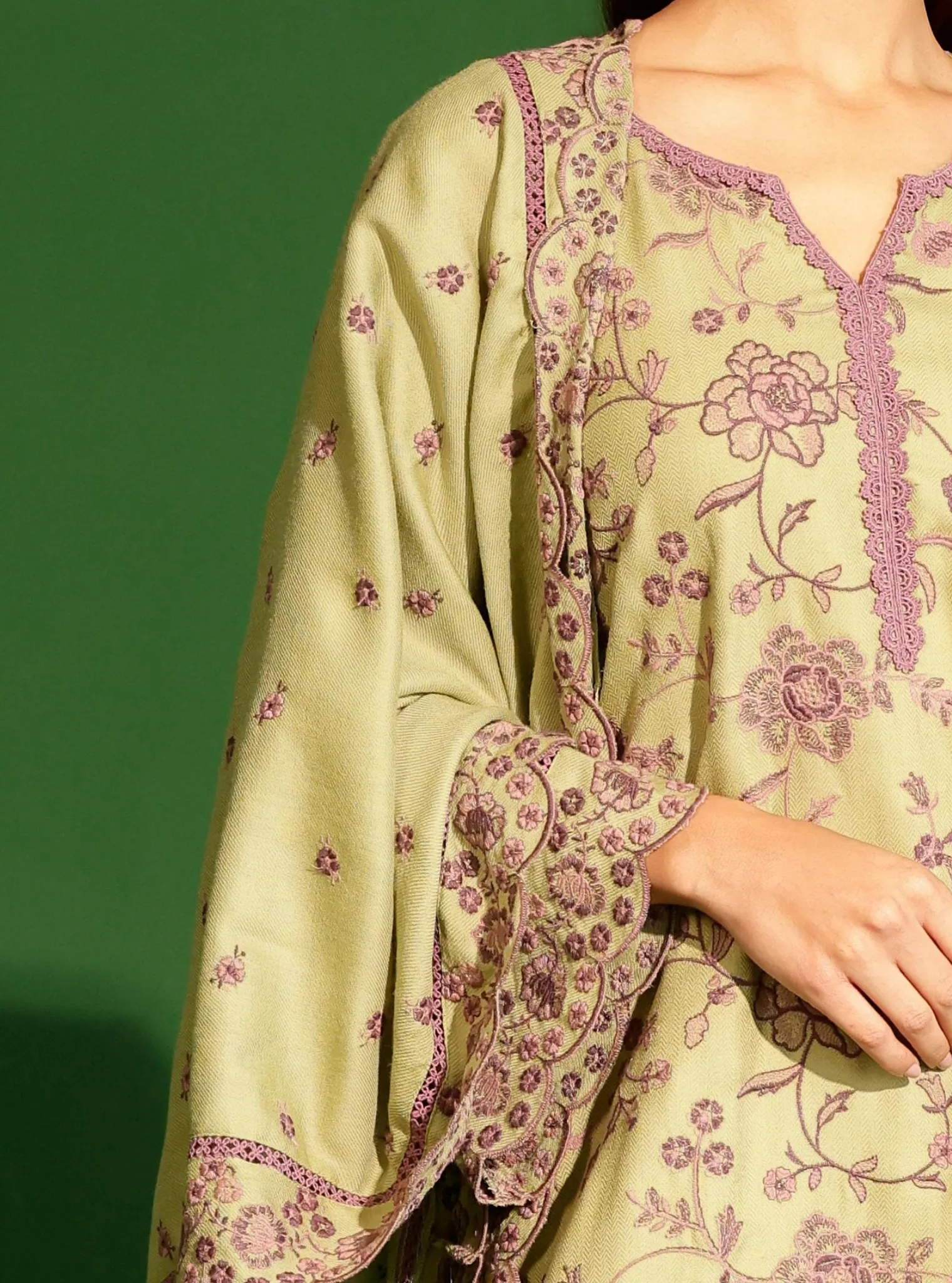 Mulmul Wool Juno Green Shawl