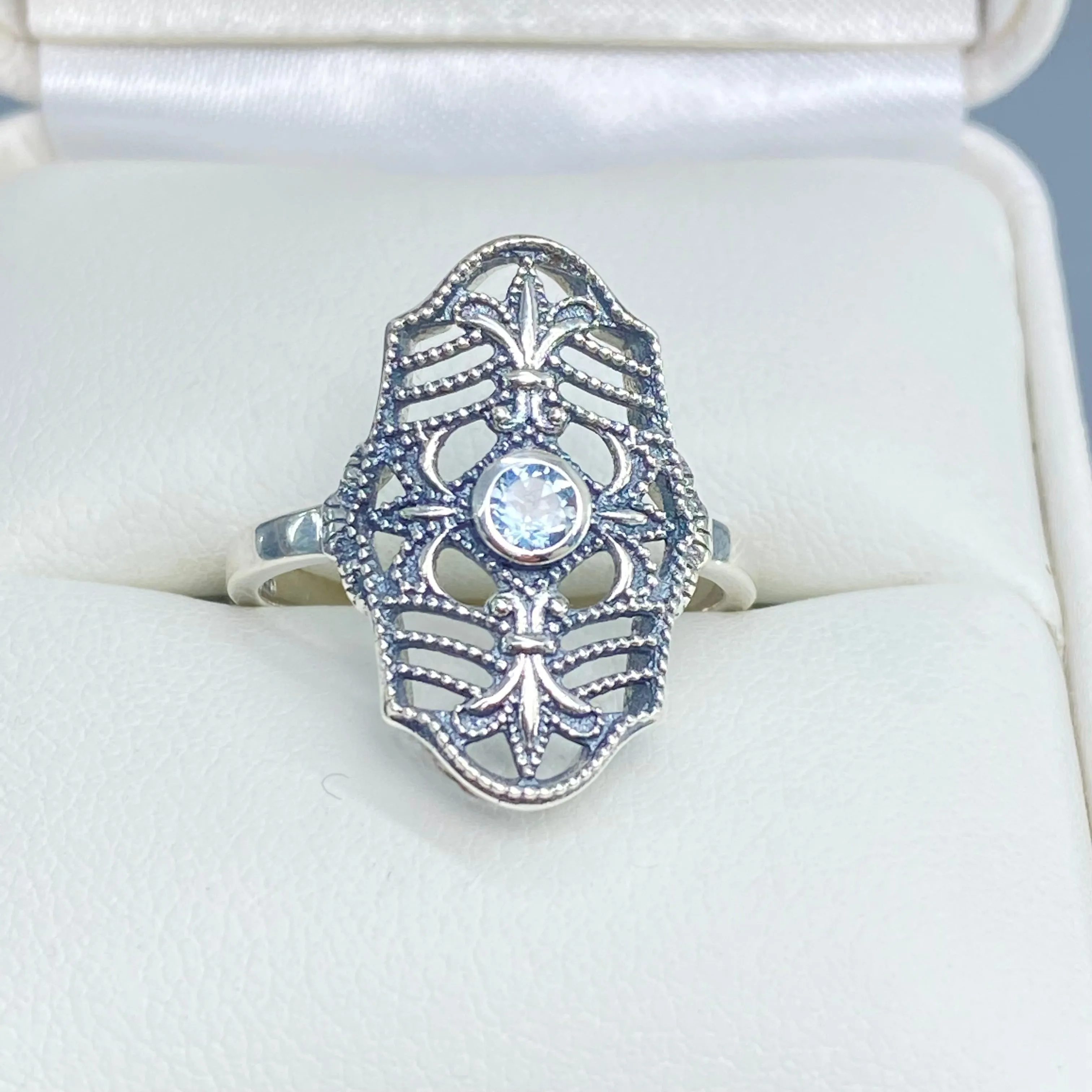 Natural Blue Topaz Ring, Size 7, Fleur de Lis Jewelry, Art Deco Vintage Jewelry #D216 - Ready to Ship