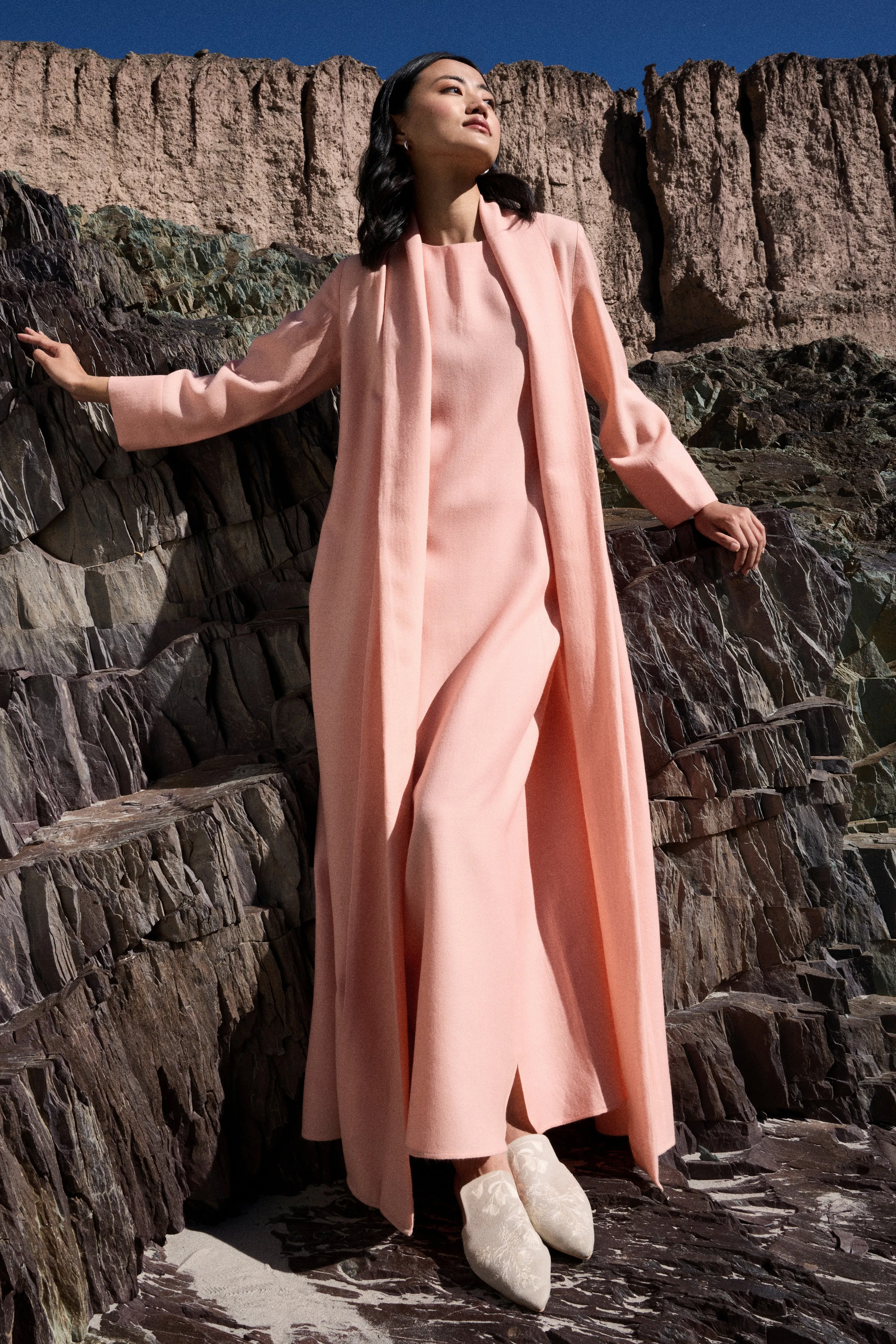 Panamik Woollen Dress (Dusty Pink)
