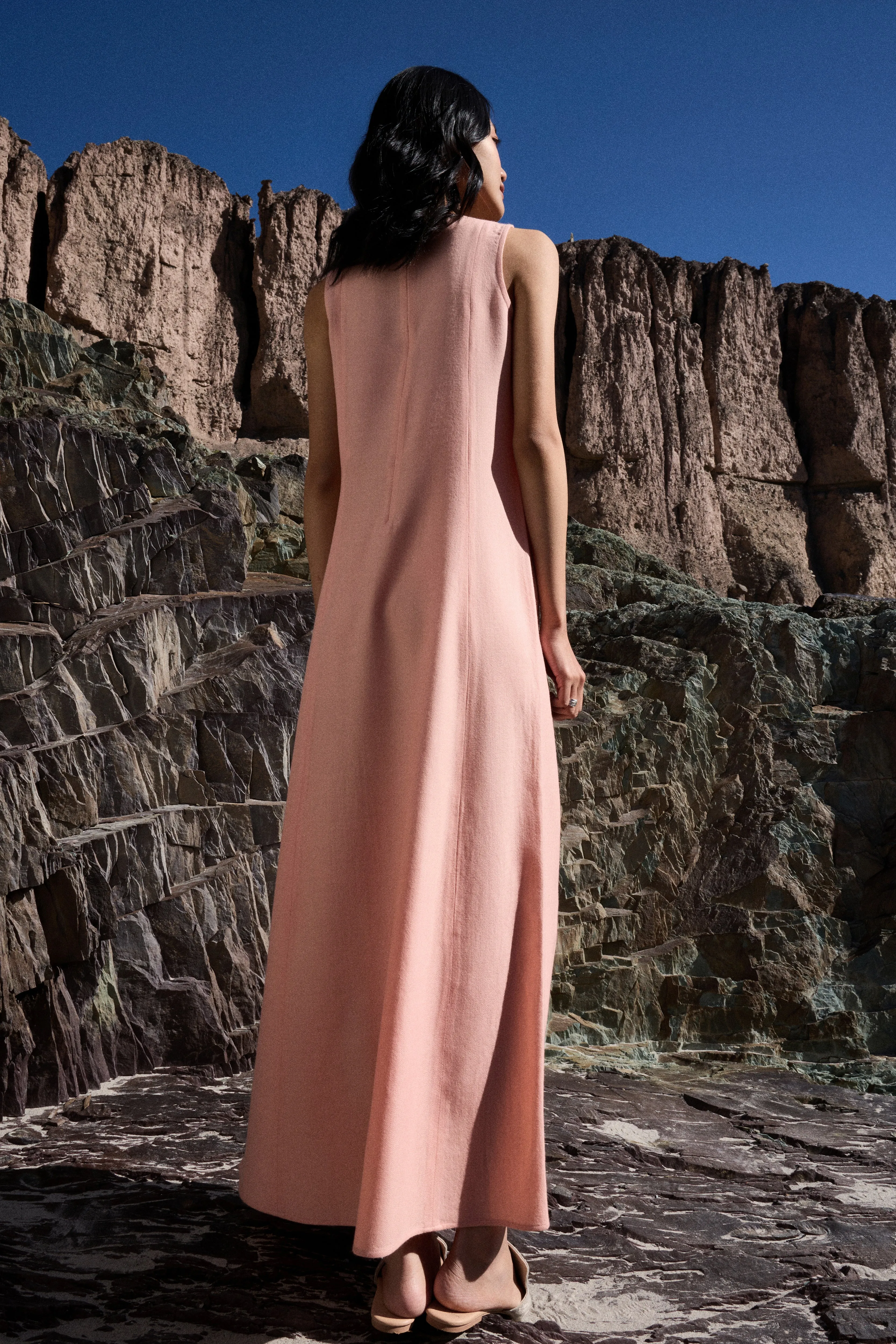 Panamik Woollen Dress (Dusty Pink)