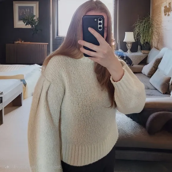 Paris Atelier &amp; Other Stories Women's Ivory Pullover Sweater Size Small