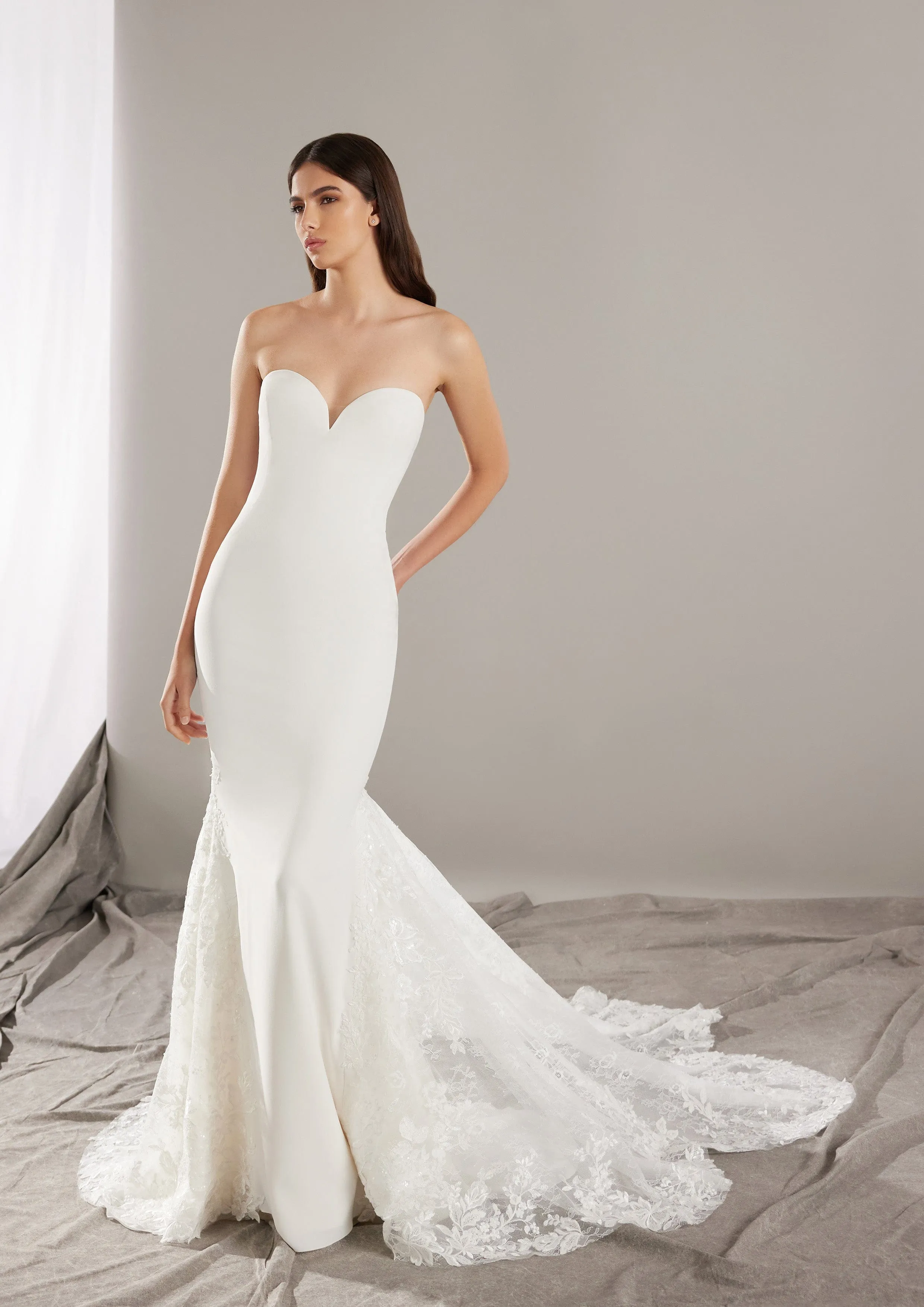 Pronovias: Ryke