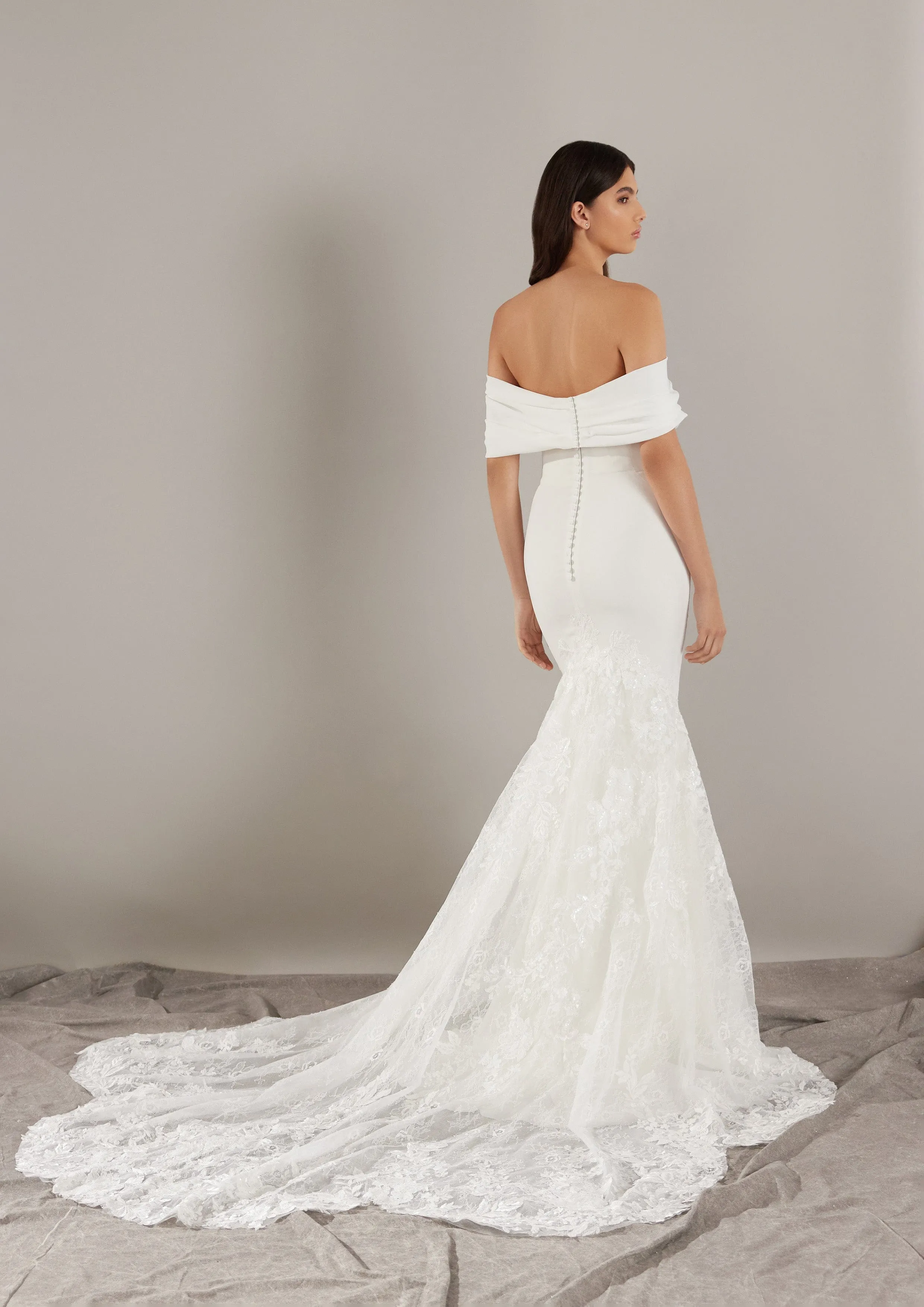Pronovias: Ryke