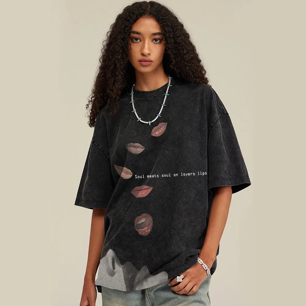 Retro Fun Lip Print Washed T-Shirt