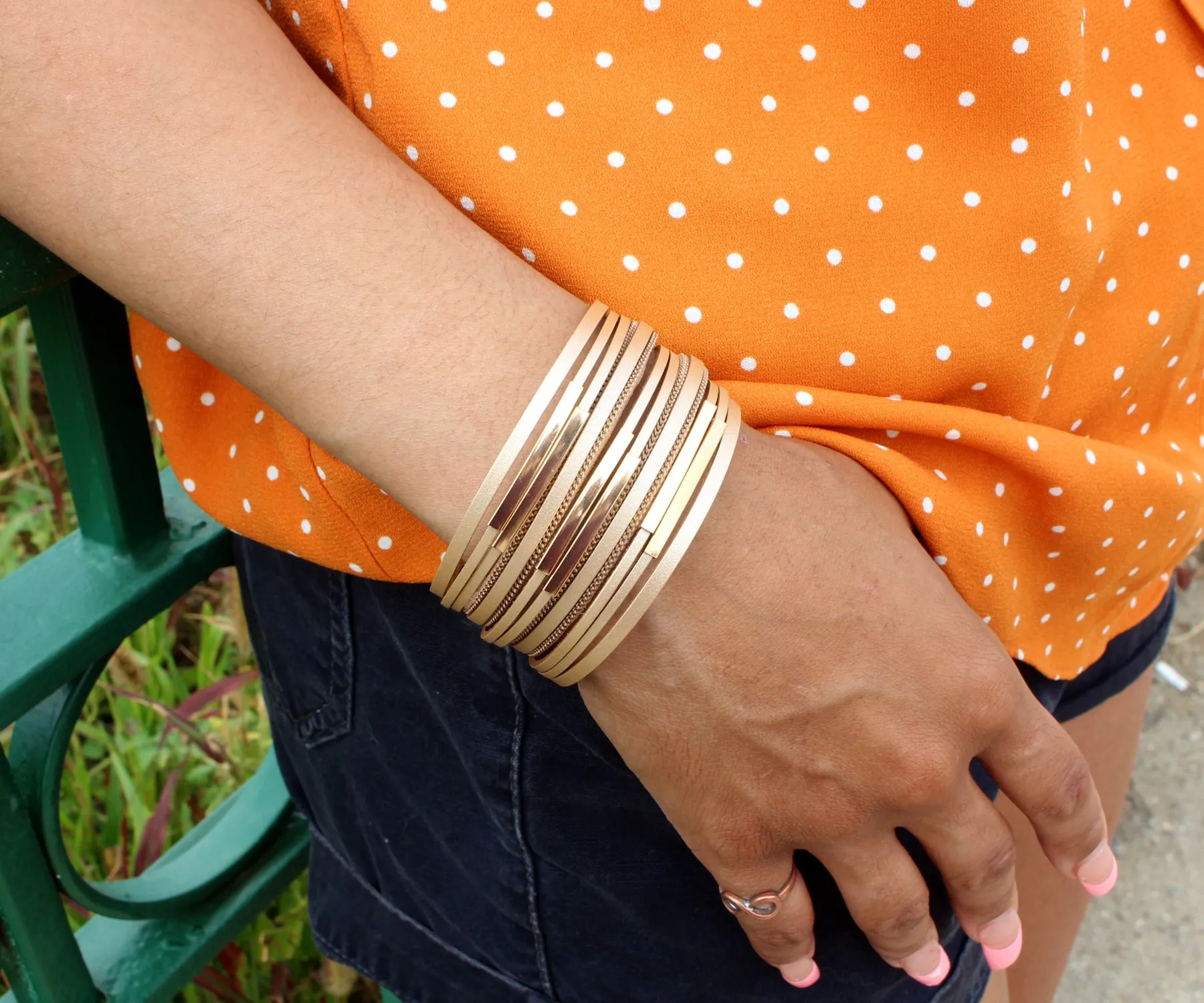 Sleek Gold Bar Tan Leather Bracelet