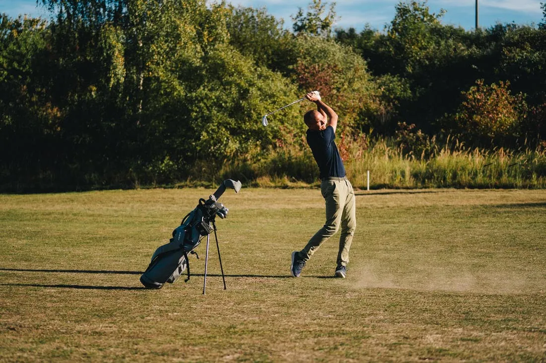 Série fers golf droitier taille 2 vitesse lente - INESIS 500