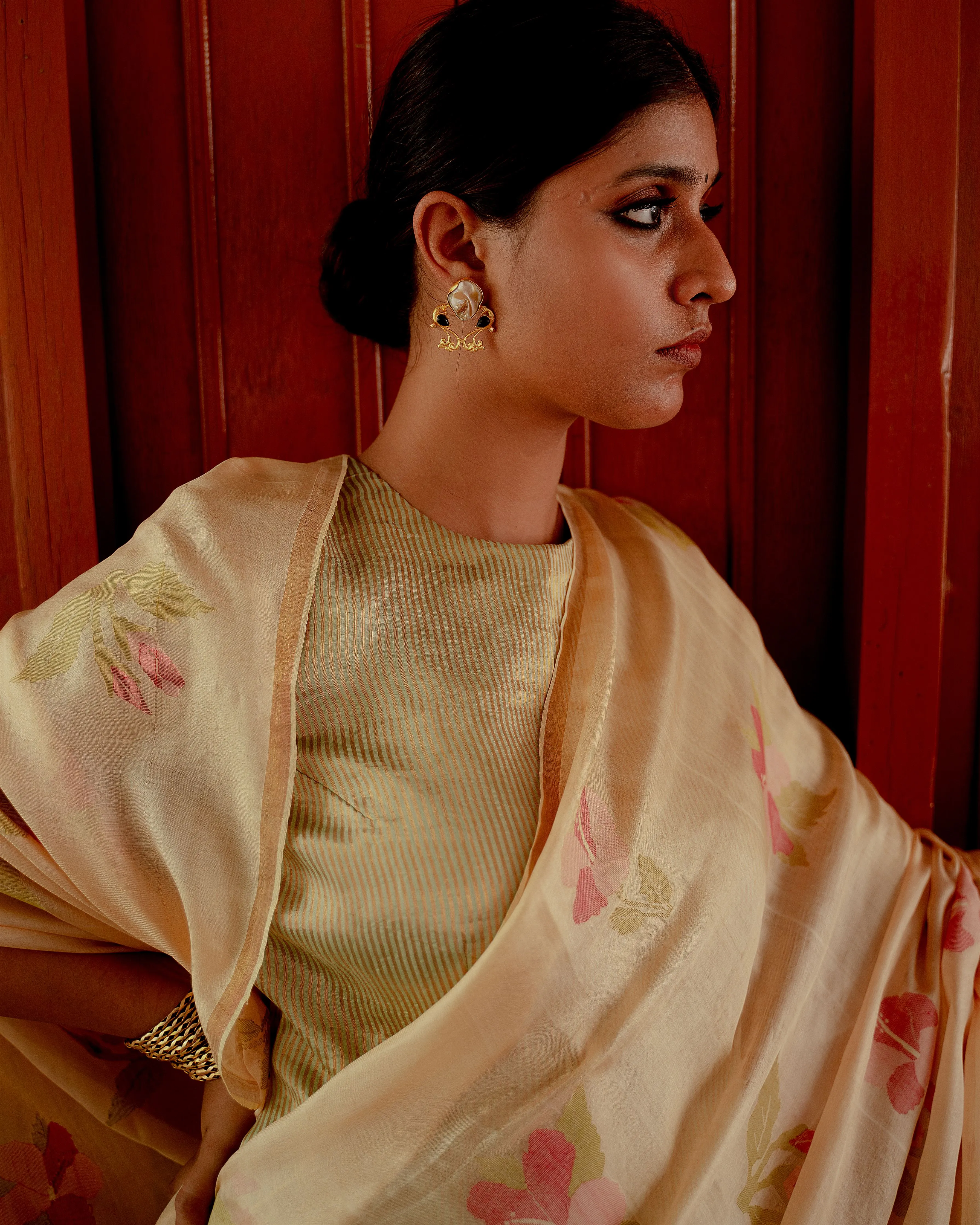 Suparna Som baagaan 2.0 sari 48 inch width by 5.5 meter length Light gold silk - delivery Time 8 weeks Festive 24 LOOK-18