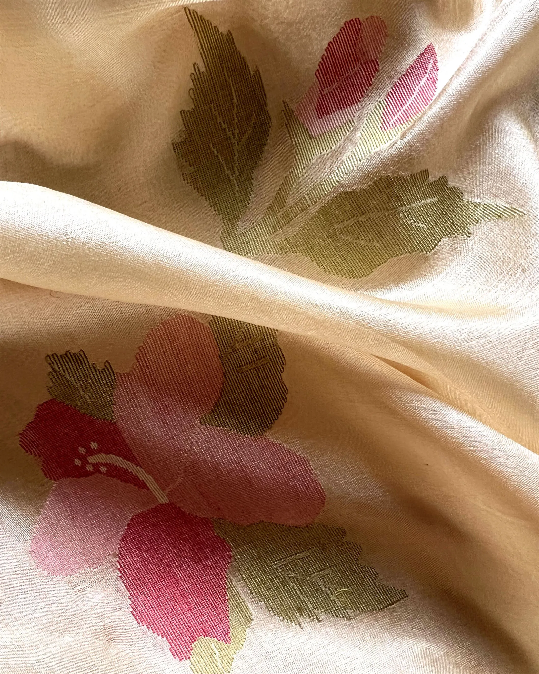 Suparna Som baagaan 2.0 sari 48 inch width by 5.5 meter length Light gold silk - delivery Time 8 weeks Festive 24 LOOK-18
