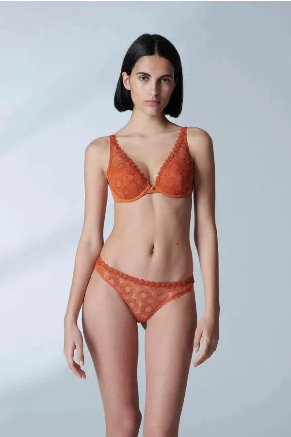 Utopia Triangle Contour- Jaipur Amber