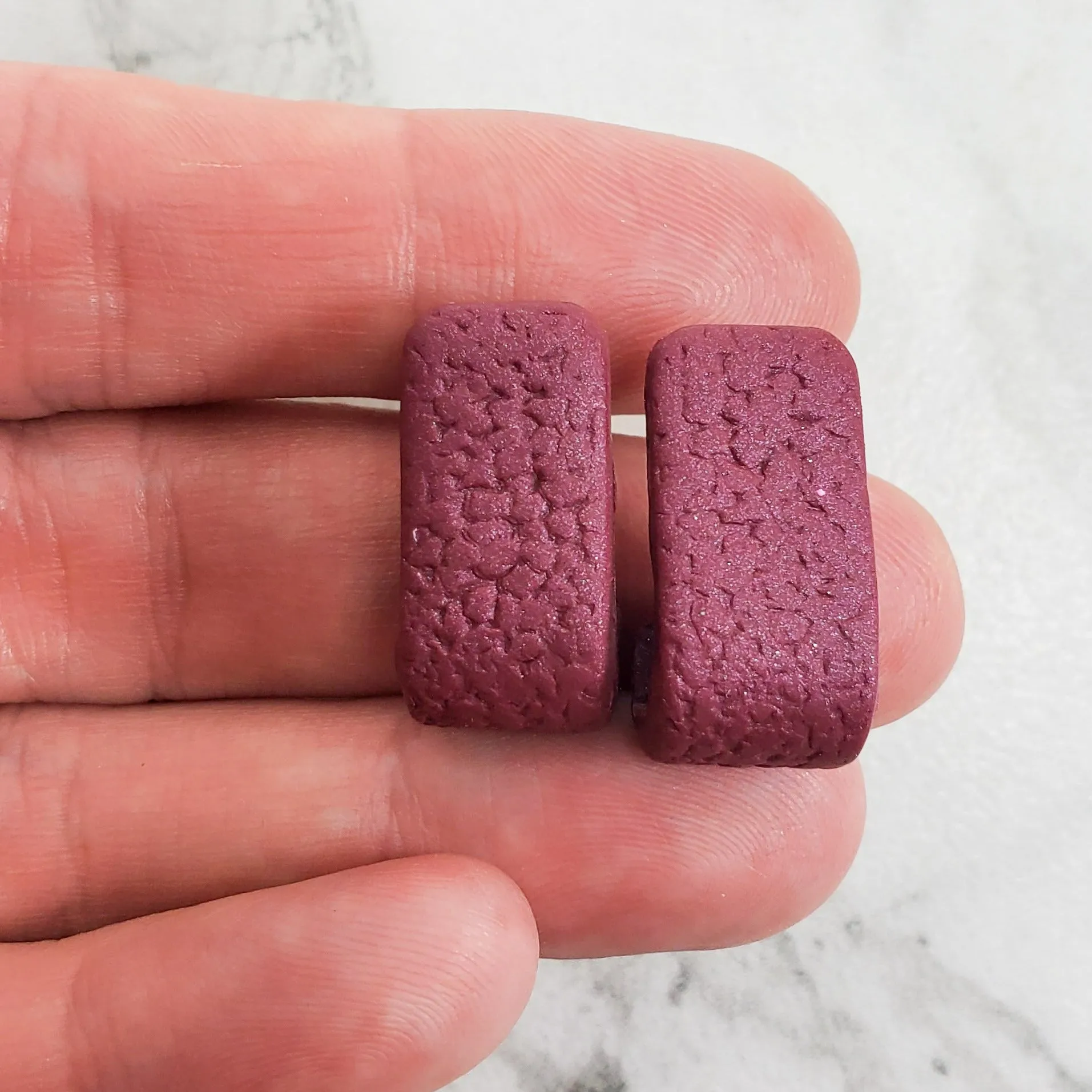 Vibrant Magenta Huggie Earrings - Solid Color for Chic Style
