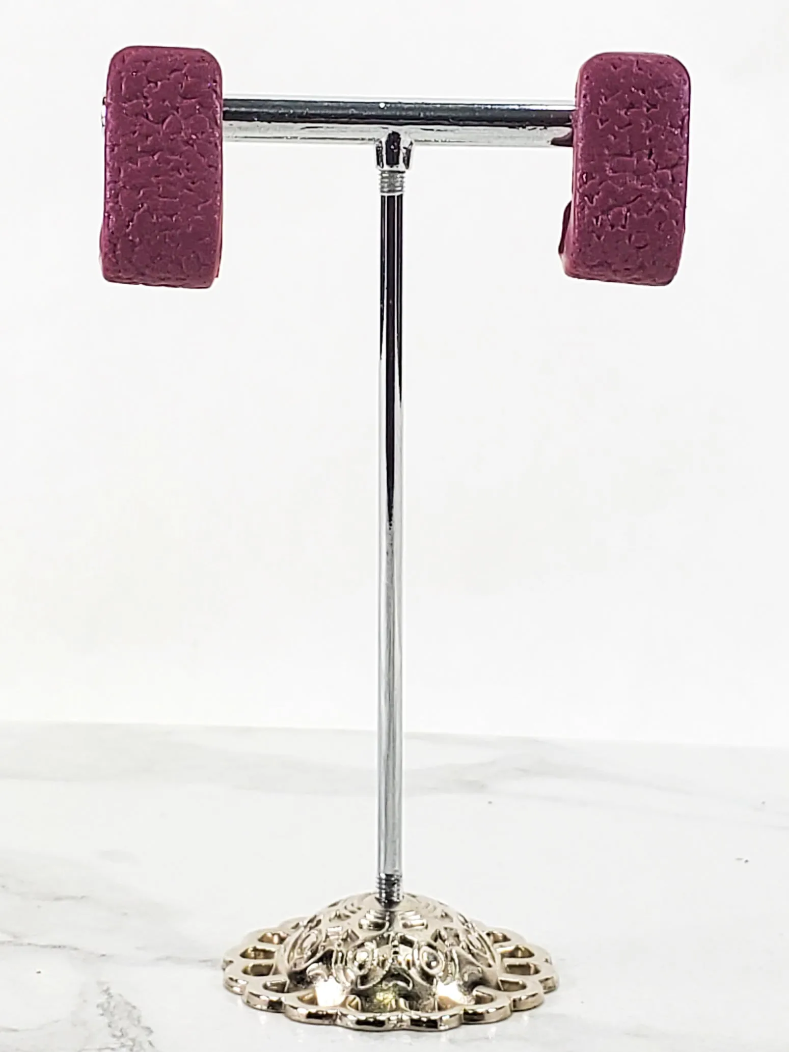 Vibrant Magenta Huggie Earrings - Solid Color for Chic Style