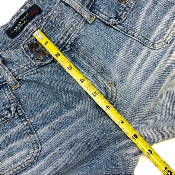 Vintage American Eagle Outfitters Light Wash Flair Leg Blue Jeans 8