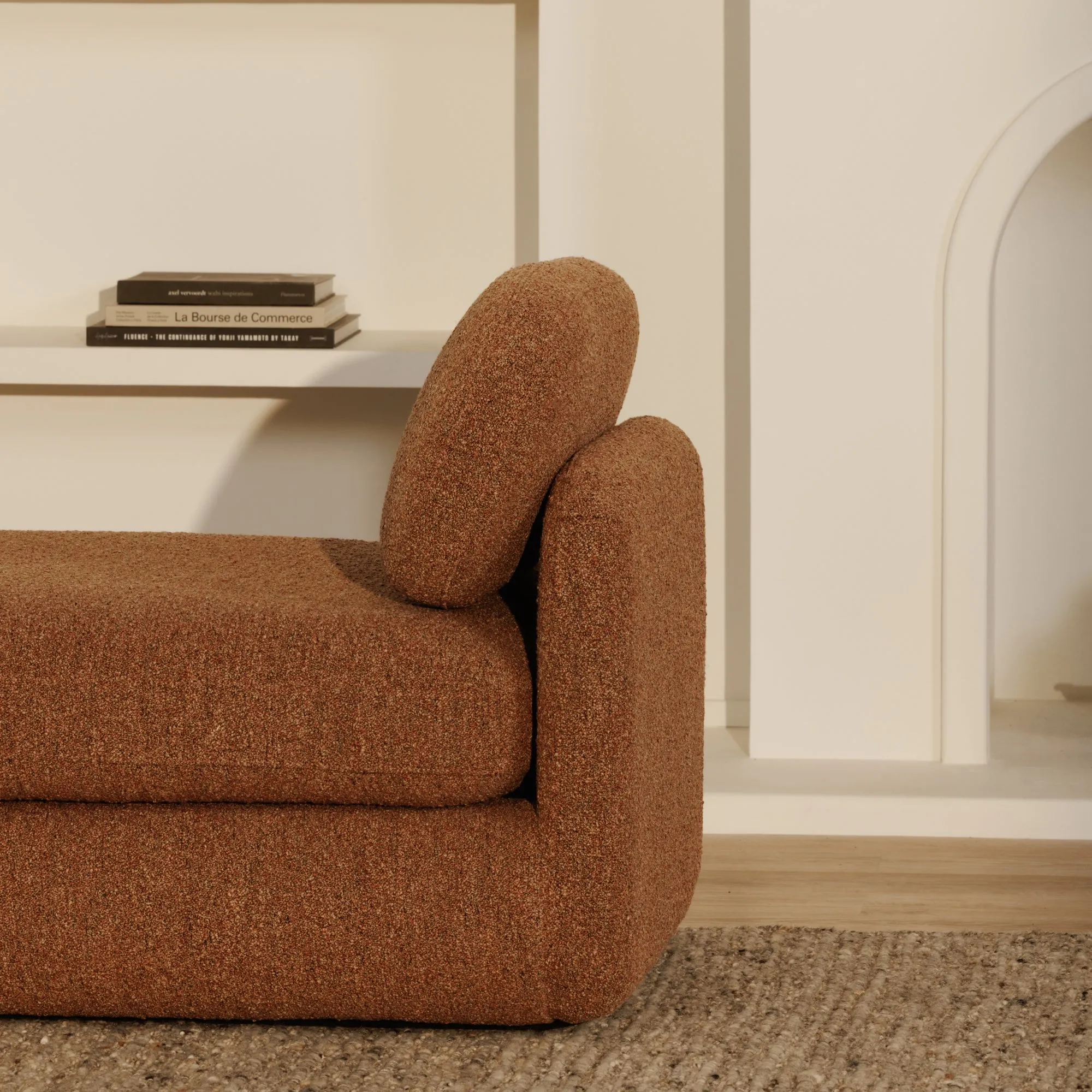 Vintage-Inspired Bouclé Curve Daybed
