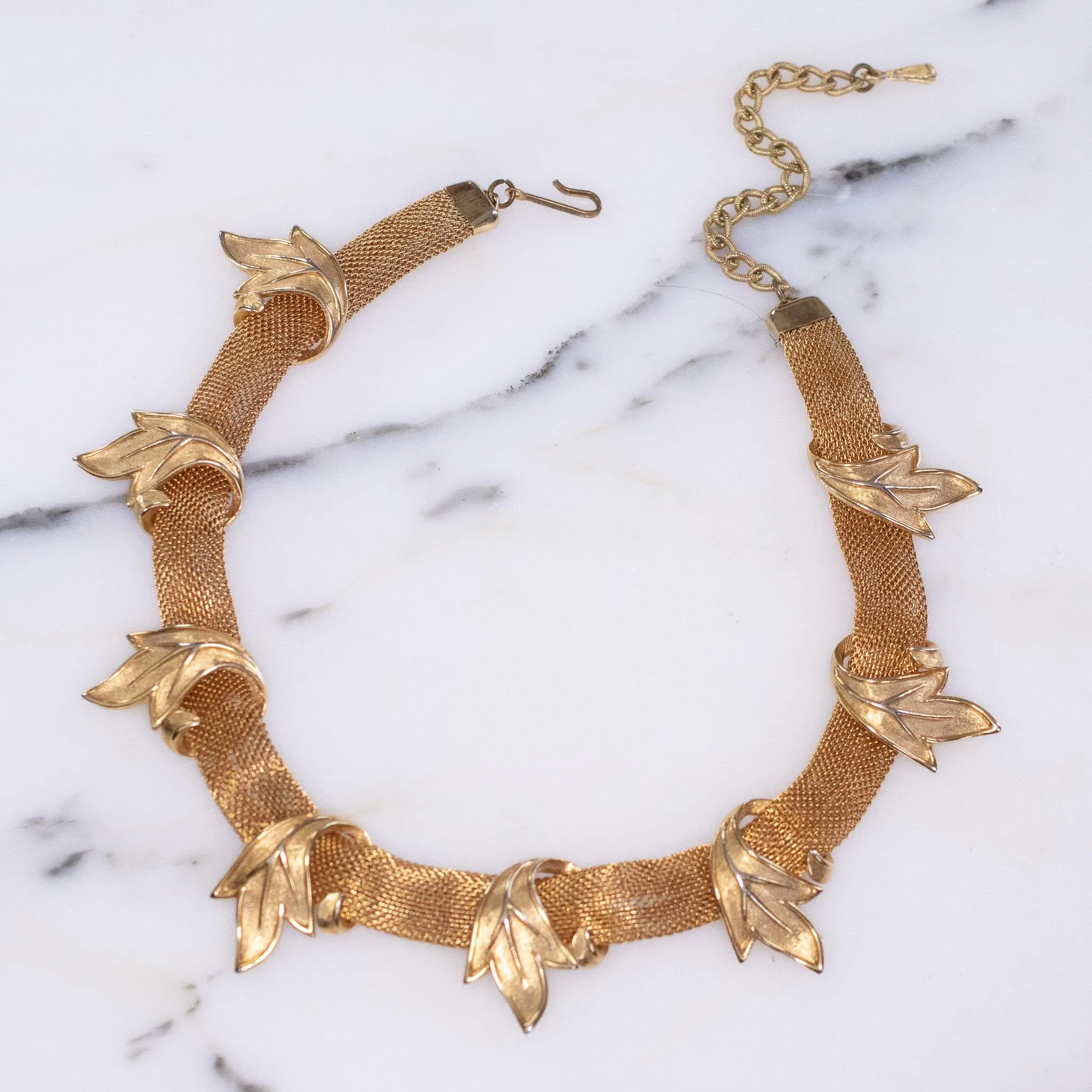 Vintage Judy Lee Gold Mesh Necklace with Leaf Design
