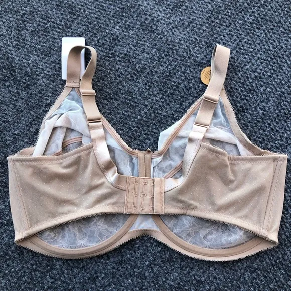Wacoal Retro Chic Full Figure Underwire Lace Bra size 42H