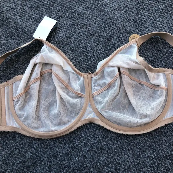 Wacoal Retro Chic Full Figure Underwire Lace Bra size 42H