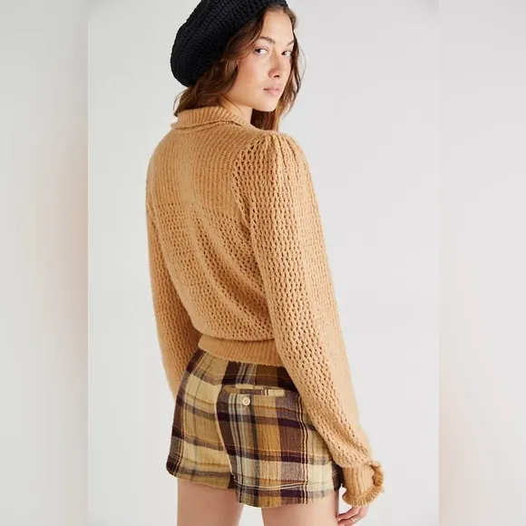 WE THE FREE PEOPLE Care FP Snowdrift Pullover in Camel Heather
