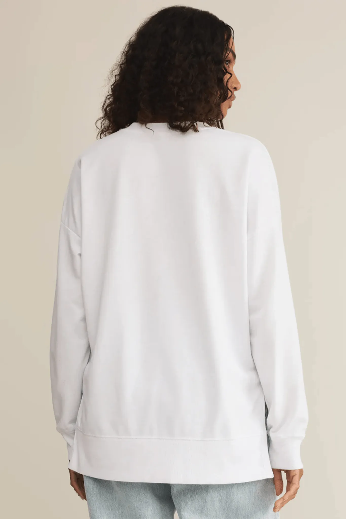 Z Supply: Modern V-Neck Weekender in White