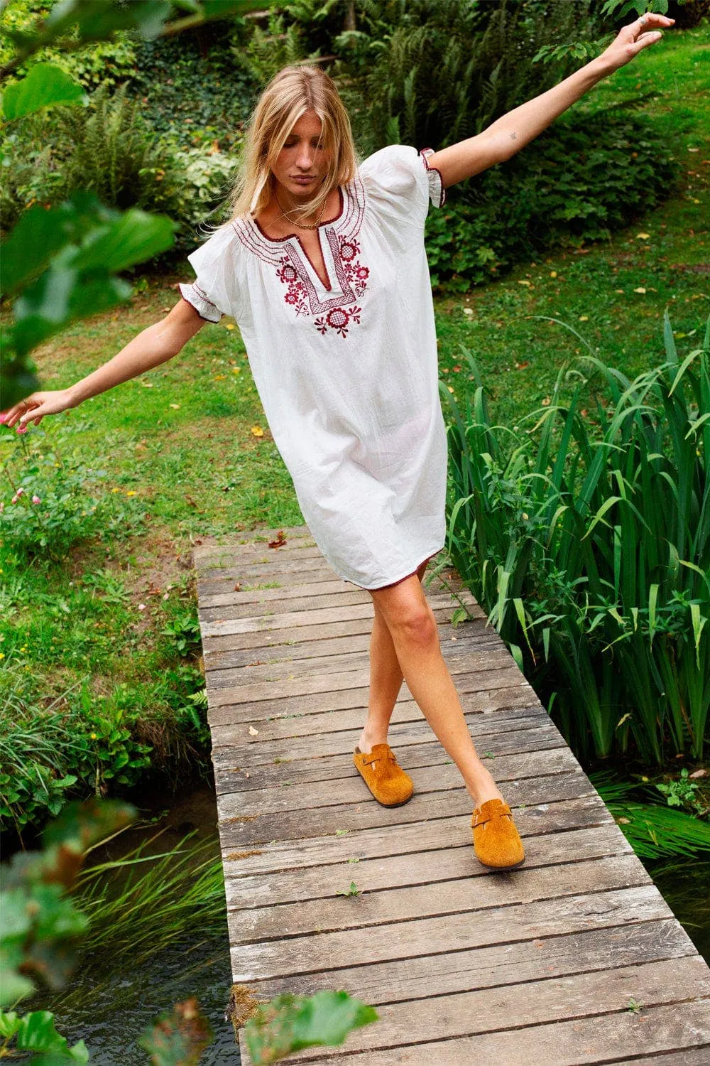 Zoé White Pink Embroidery Dress